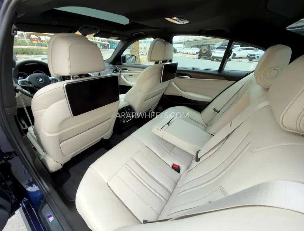 BMW 5 series 2018 for Sale in Dubai Image-15