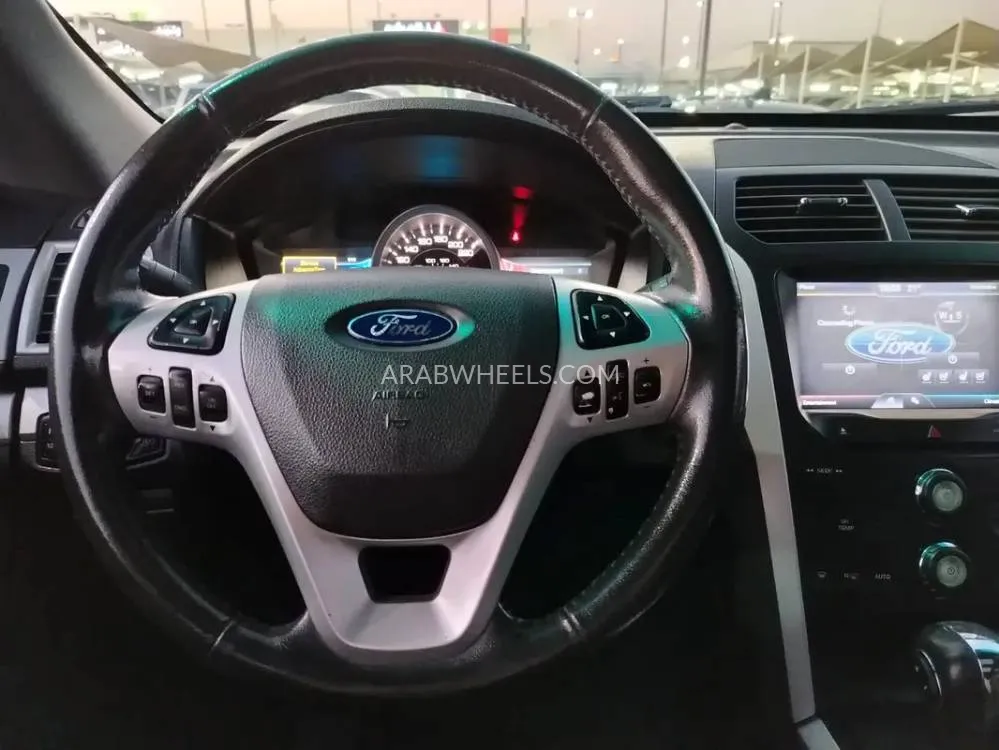 Ford Explorer 2013 for Sale in Dubai Image-16