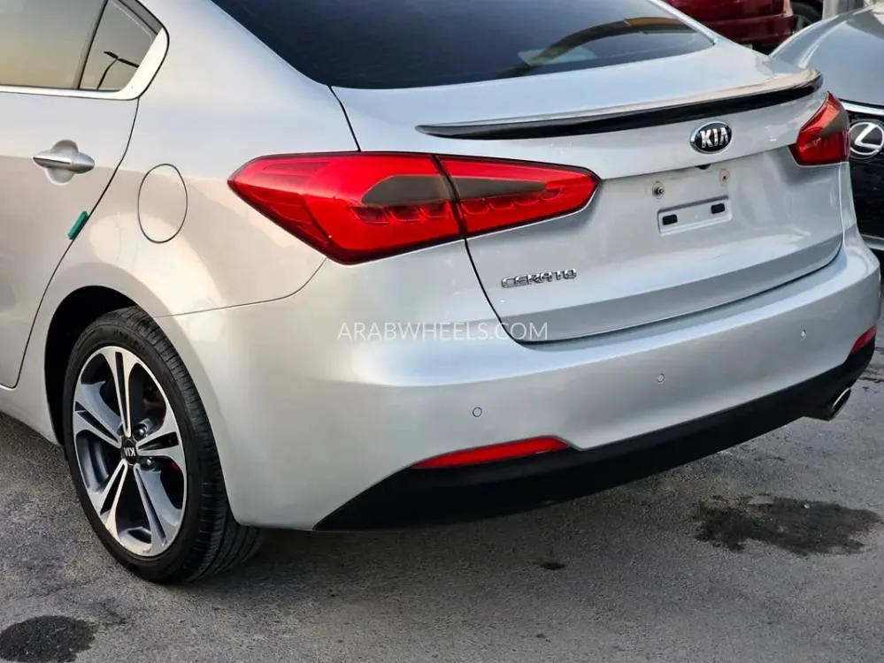 Kia Cerato 2017 for Sale in Dubai Image-7