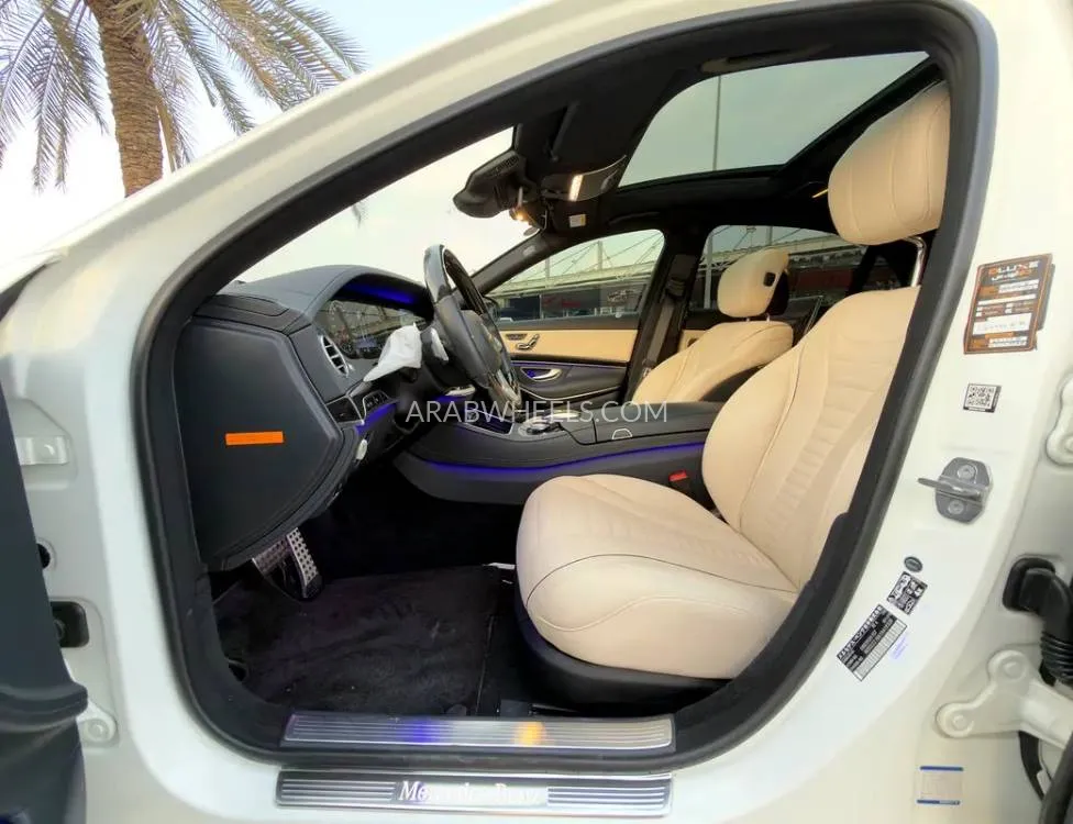 Mercedes Benz CLS Class 2018 for Sale in Dubai Image-16