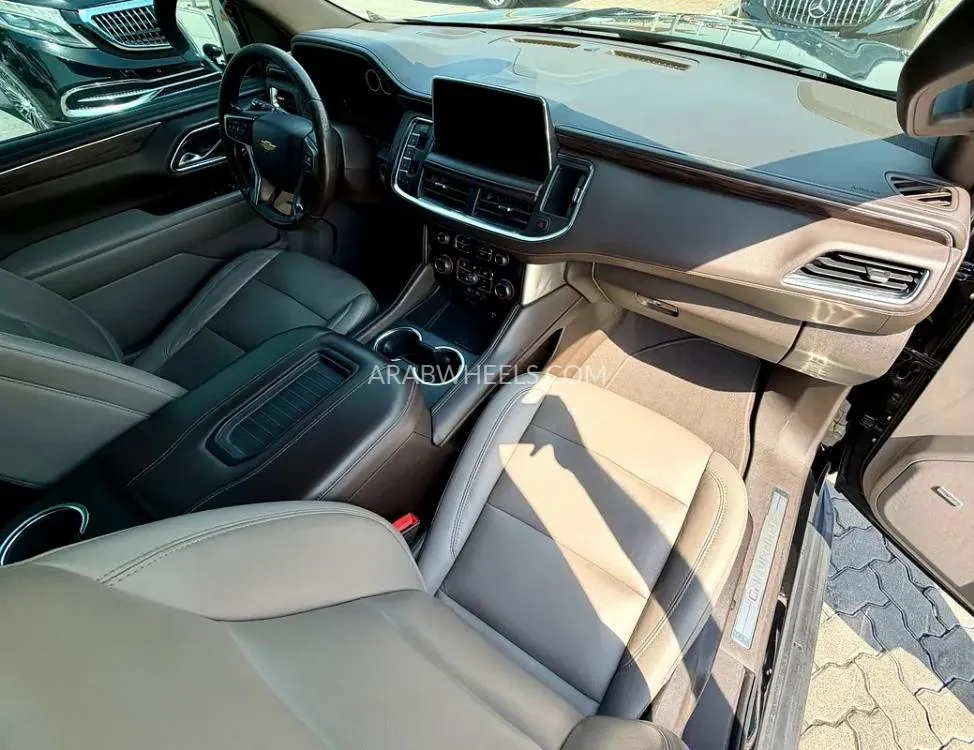 Chevrolet Tahoe 2021 for Sale in Sharjah Image-8