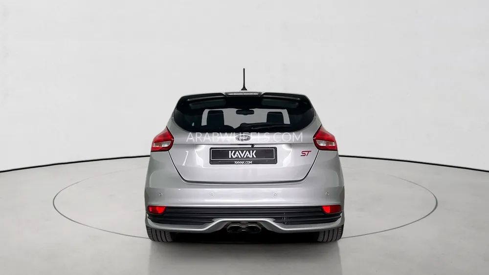 Ford Focus 2018 for Sale in Sharjah Image-5