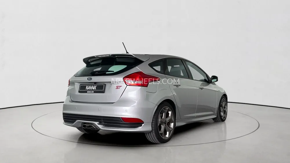 Ford Focus 2018 for Sale in Sharjah Image-6
