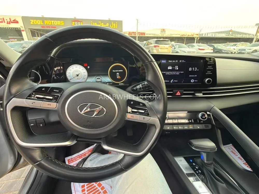 Hyundai Elantra 2021 for Sale in Ajman Image-10