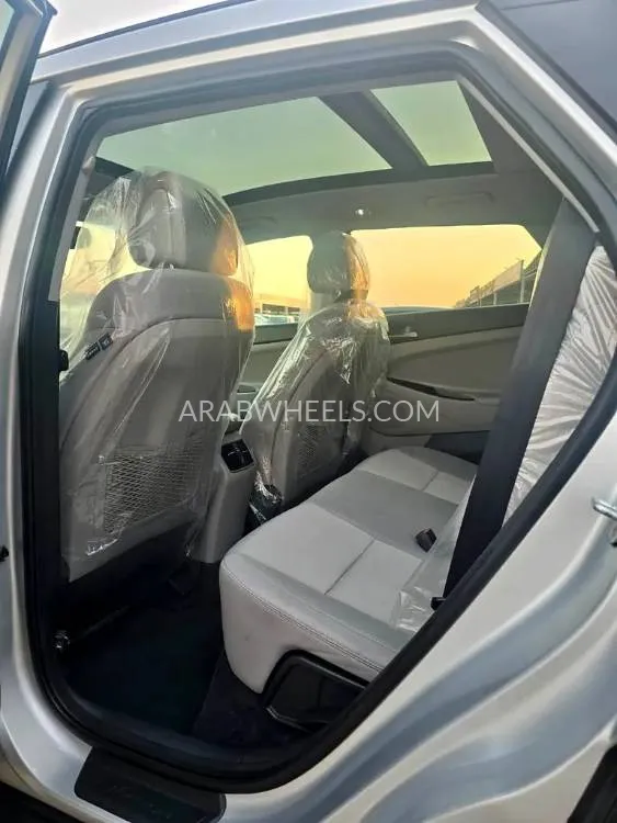 Hyundai Tucson 2018 for Sale in Ajman Image-6