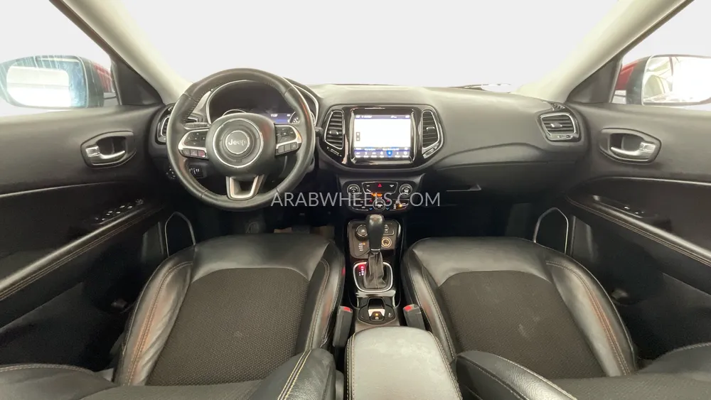 Jeep Compass 2018 for Sale in Sharjah Image-10