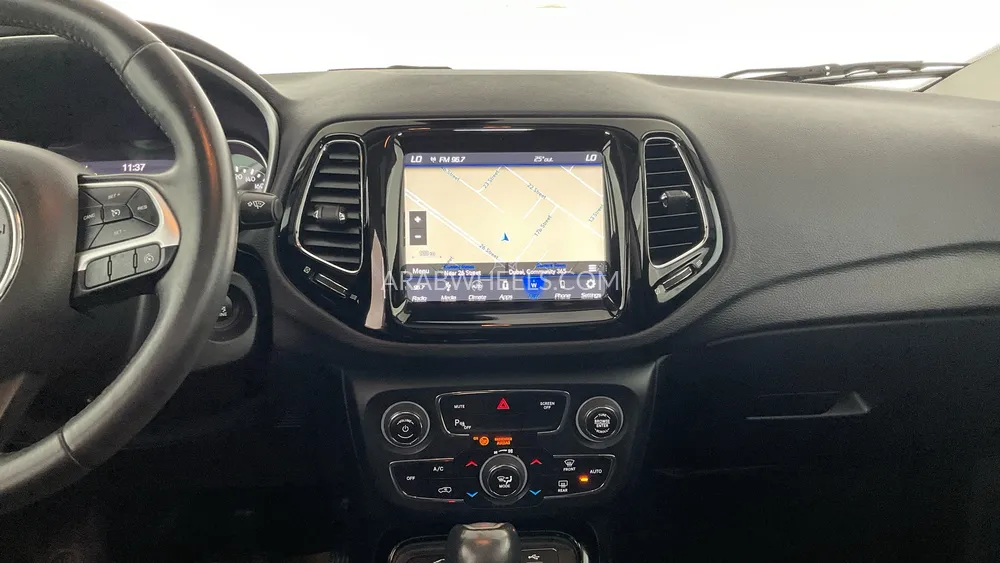 Jeep Compass 2018 for Sale in Sharjah Image-29