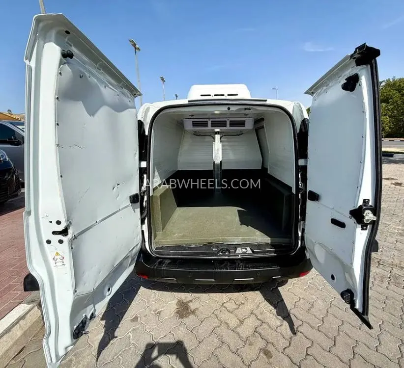 رينو إكسبريس فان 2024 for Sale in الشارقة Image-9