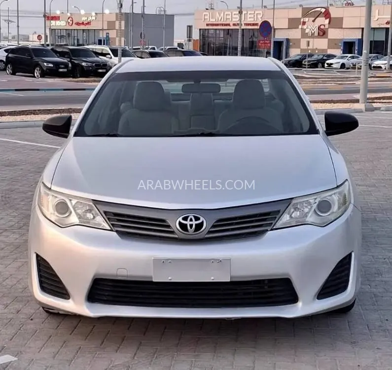 Toyota Camry 2013 for Sale in Abu Dhabi Image-10