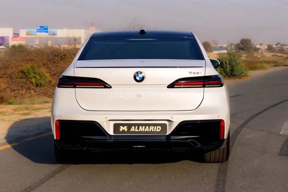 BMW 7 series 2026 for Sale in Sharjah Image-12