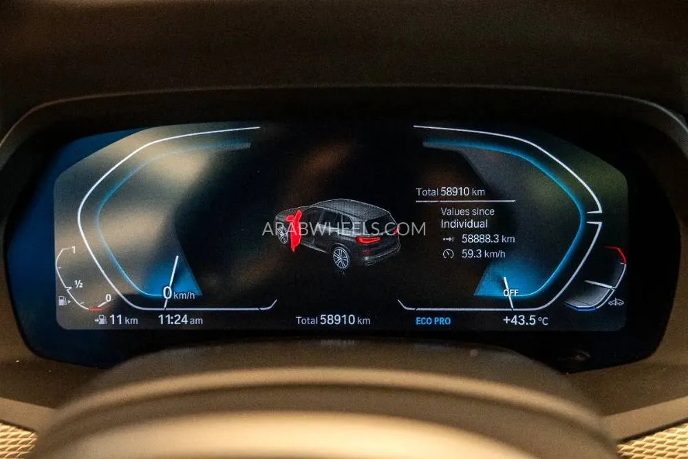 BMW iX5 2023 for Sale in Sharjah Image-5