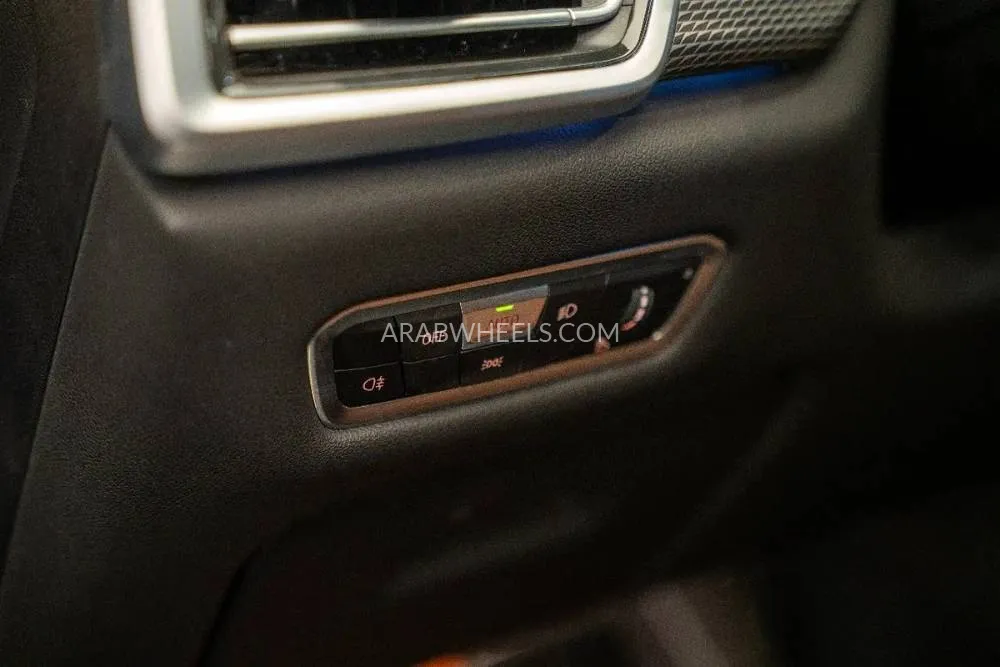 BMW iX5 2023 for Sale in Sharjah Image-7