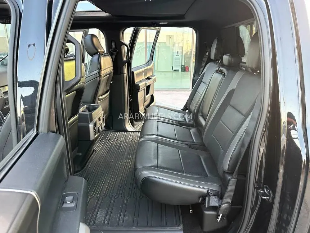 فورد F 150 2019 for Sale in أبو ظبي Image-8
