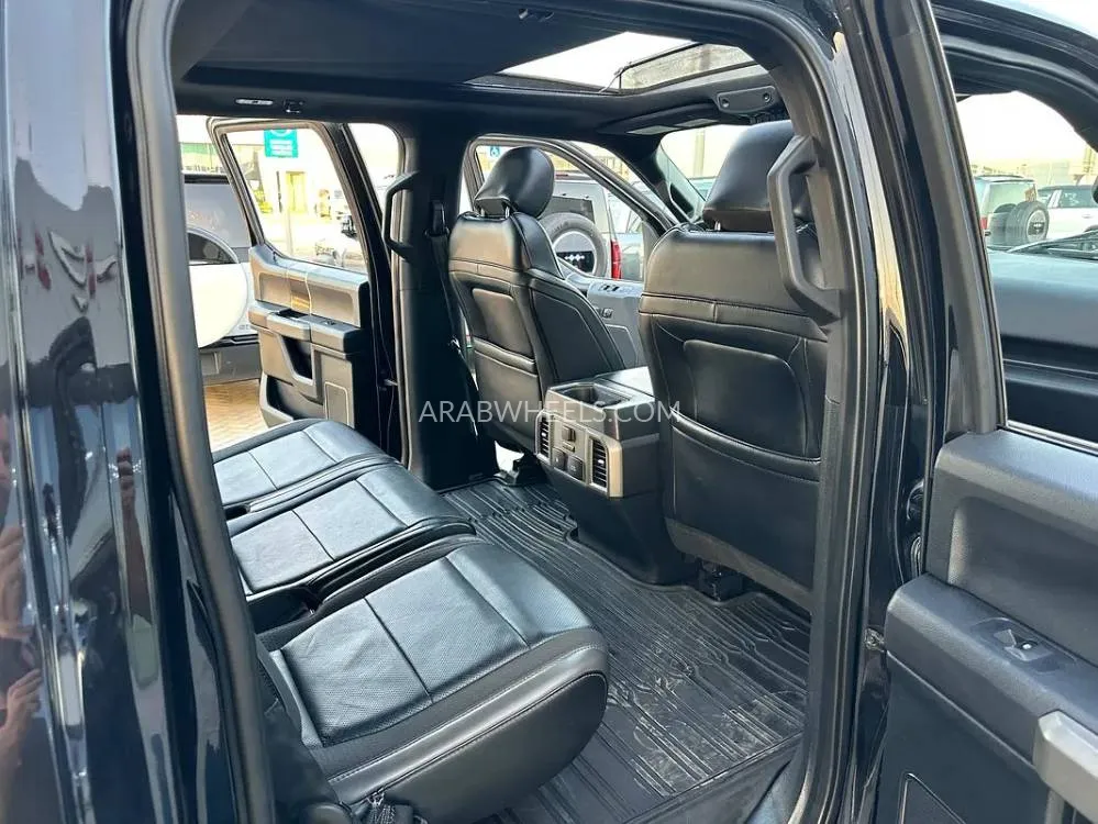فورد F 150 2019 for Sale in أبو ظبي Image-16