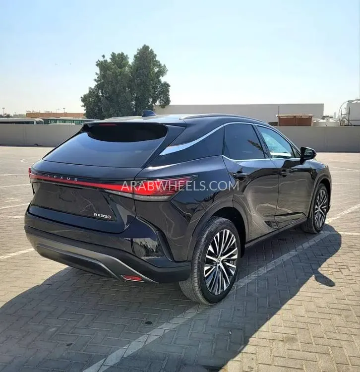 Lexus RX 2023 for Sale in Sharjah Image-9
