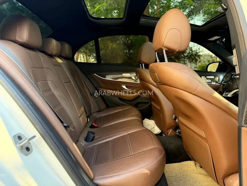 Mercedes Benz E Class 2018 for Sale in Sharjah Image-6