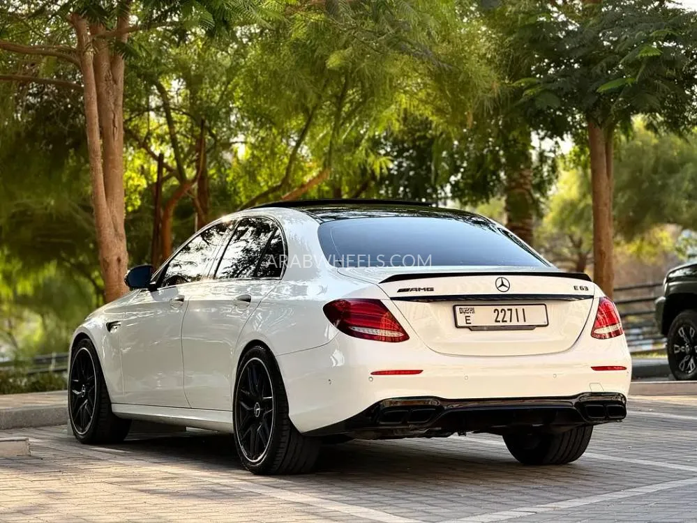 Mercedes Benz E Class 2018 for Sale in Sharjah Image-11