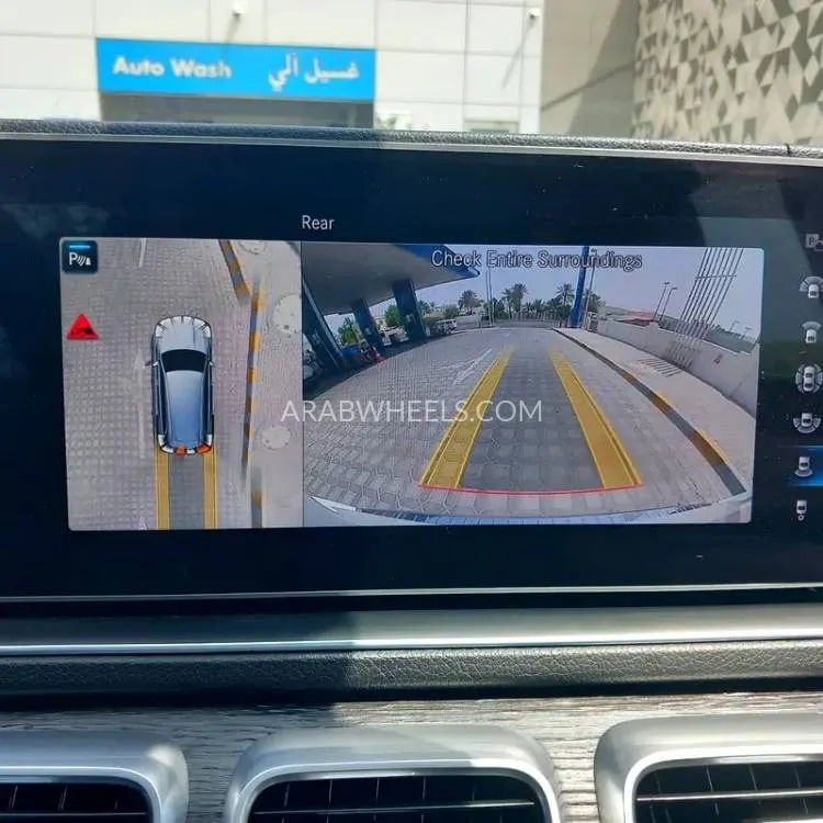 Mercedes Benz GLS 2021 for Sale in Sharjah Image-4