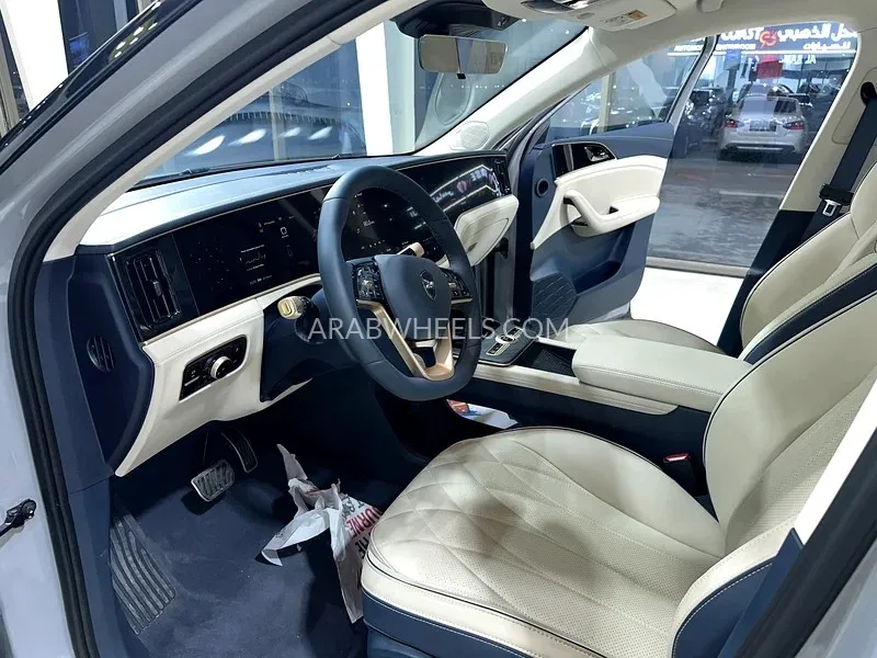 ربدان ون 2023 for Sale in أبو ظبي Image-7