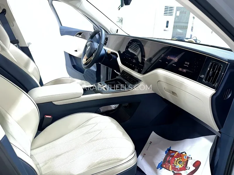 ربدان ون 2023 for Sale in أبو ظبي Image-12