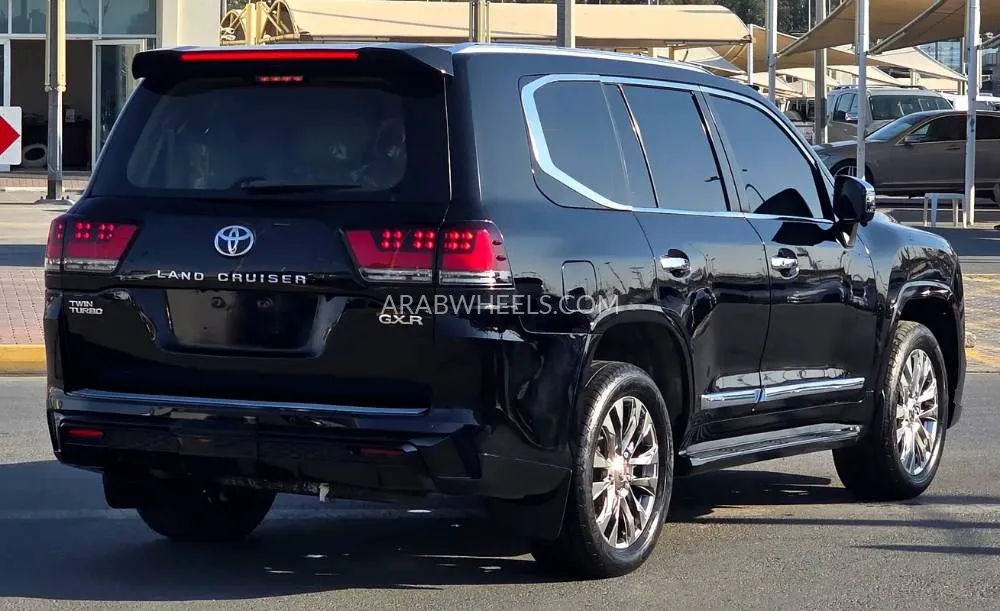 Toyota Land Cruiser 2011 for Sale in Sharjah Image-7