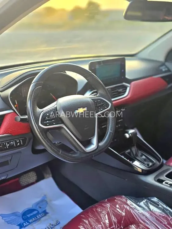 Chevrolet Captiva 2022 for Sale in Sharjah Image-4