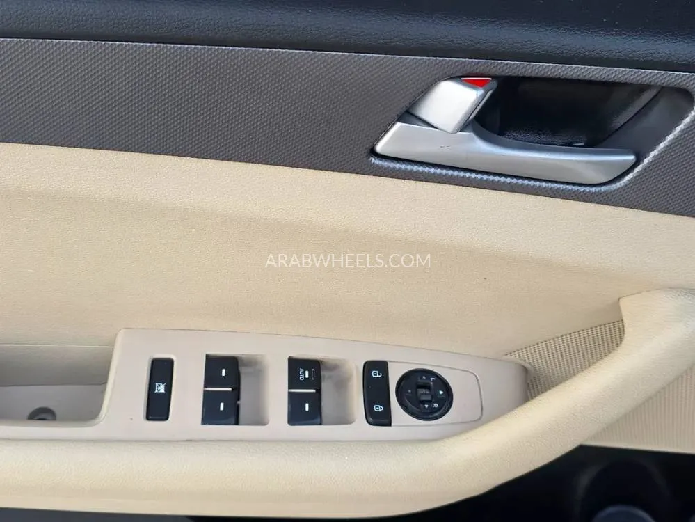 Hyundai Sonata 2015 for Sale in Sharjah Image-5