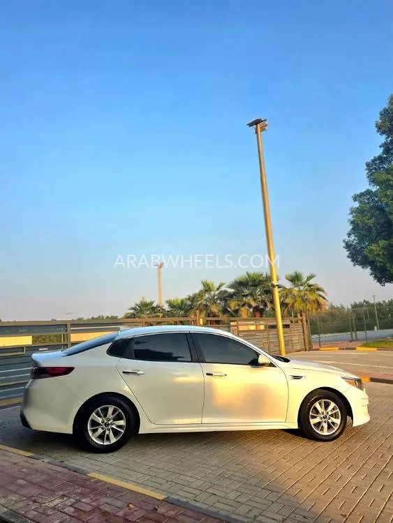 Kia Optima 2018 for Sale in Sharjah Image-4