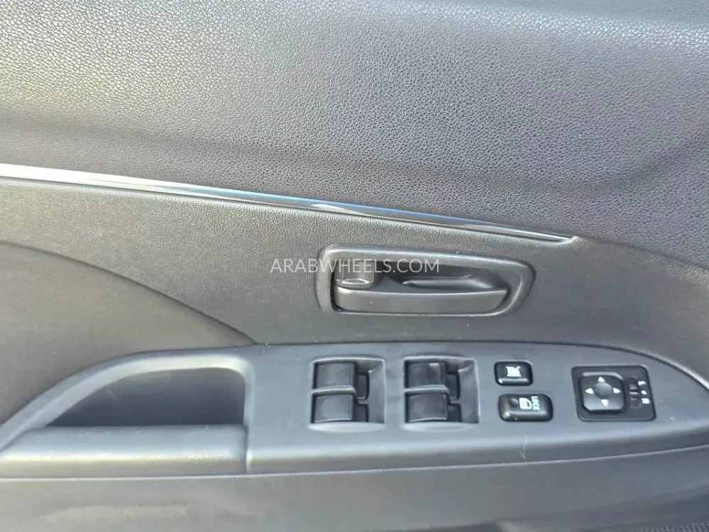 Mitsubishi ASX 2019 for Sale in Sharjah Image-8