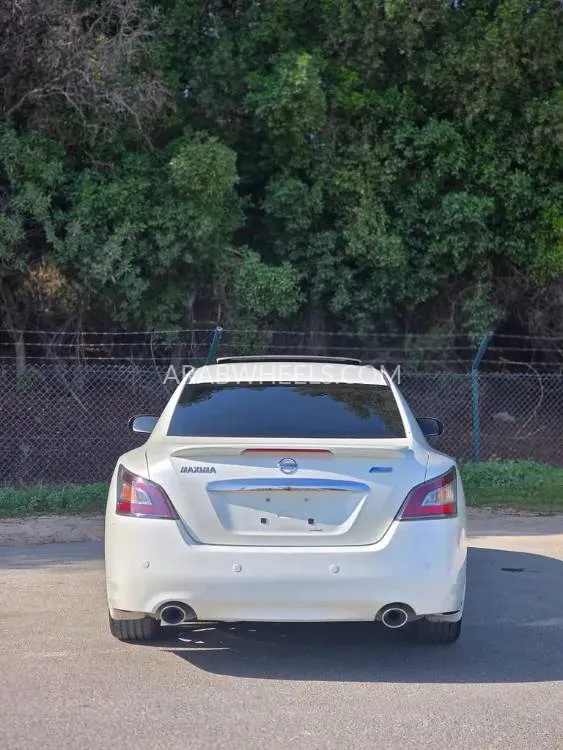 Nissan Maxima 2014 for Sale in Sharjah Image-2