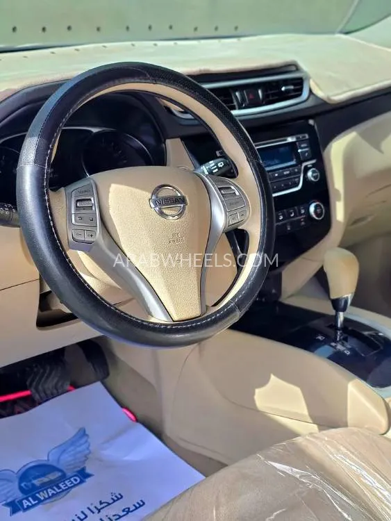 Nissan X-Trail 2017 for Sale in Sharjah Image-8