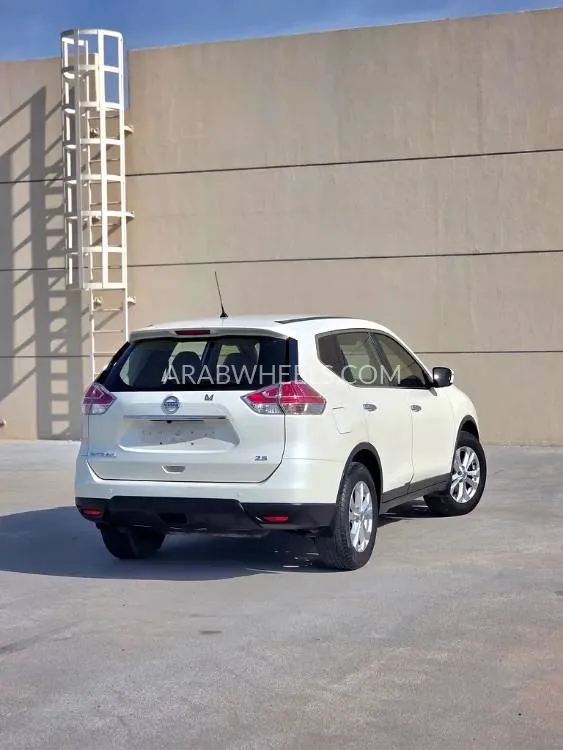 Nissan X-Trail 2015 for Sale in Sharjah Image-8