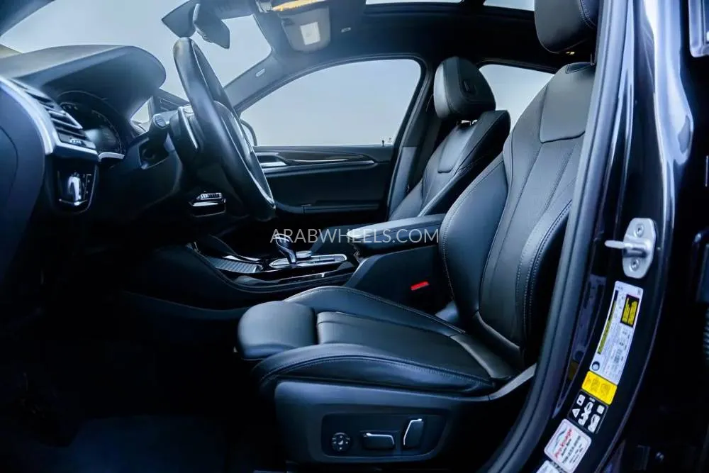 BMW X4 2024 for Sale in Dubai Image-9