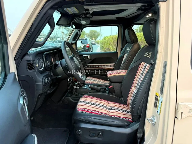 Jeep Wrangler 2024 for Sale in Dubai Image-11