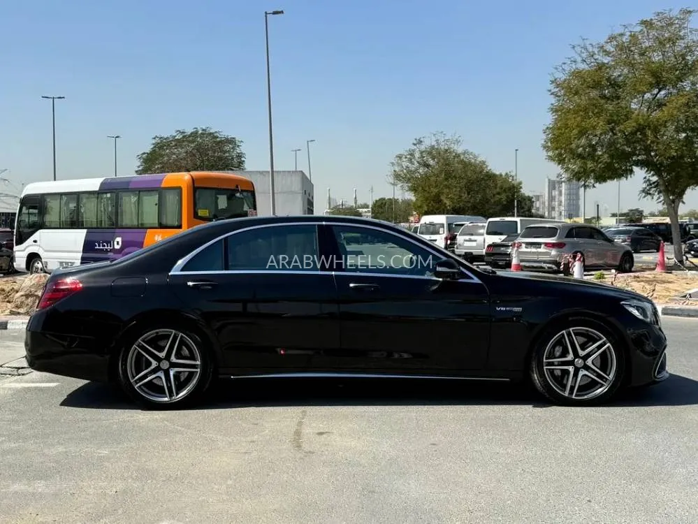 Mercedes Benz CLS Class 2018 for Sale in Dubai Image-4