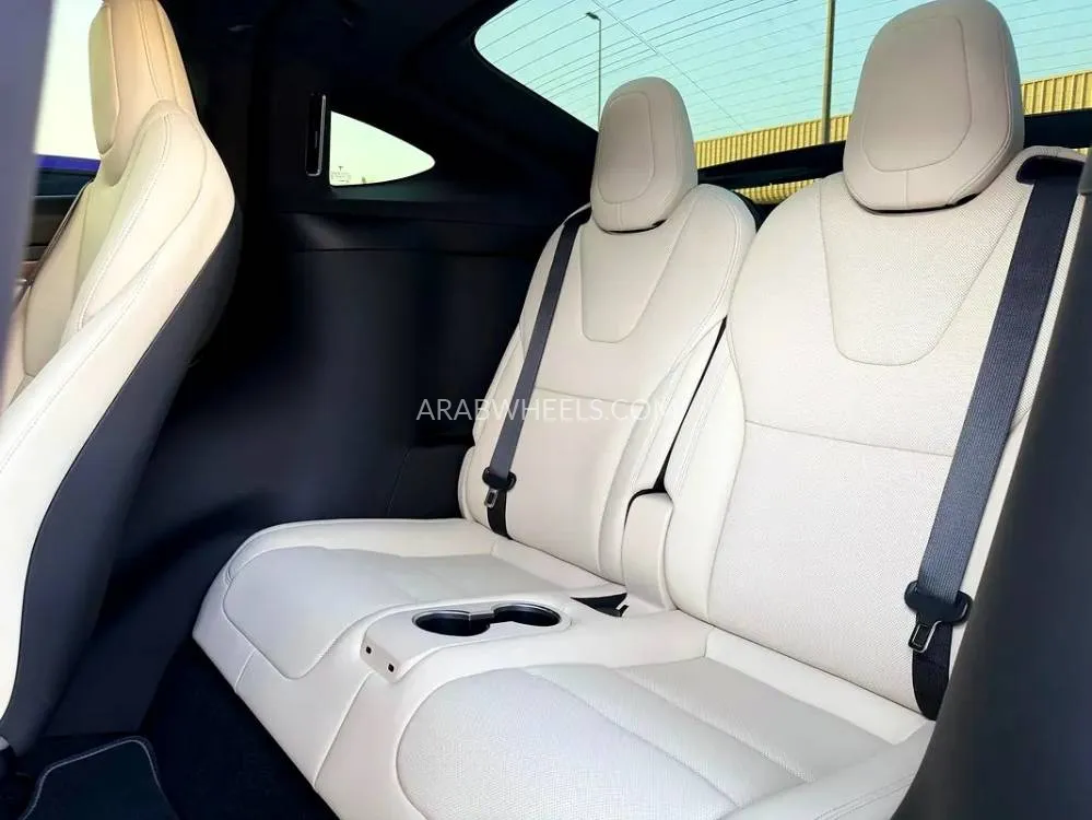 Tesla Model X 2024 for Sale in Dubai Image-6
