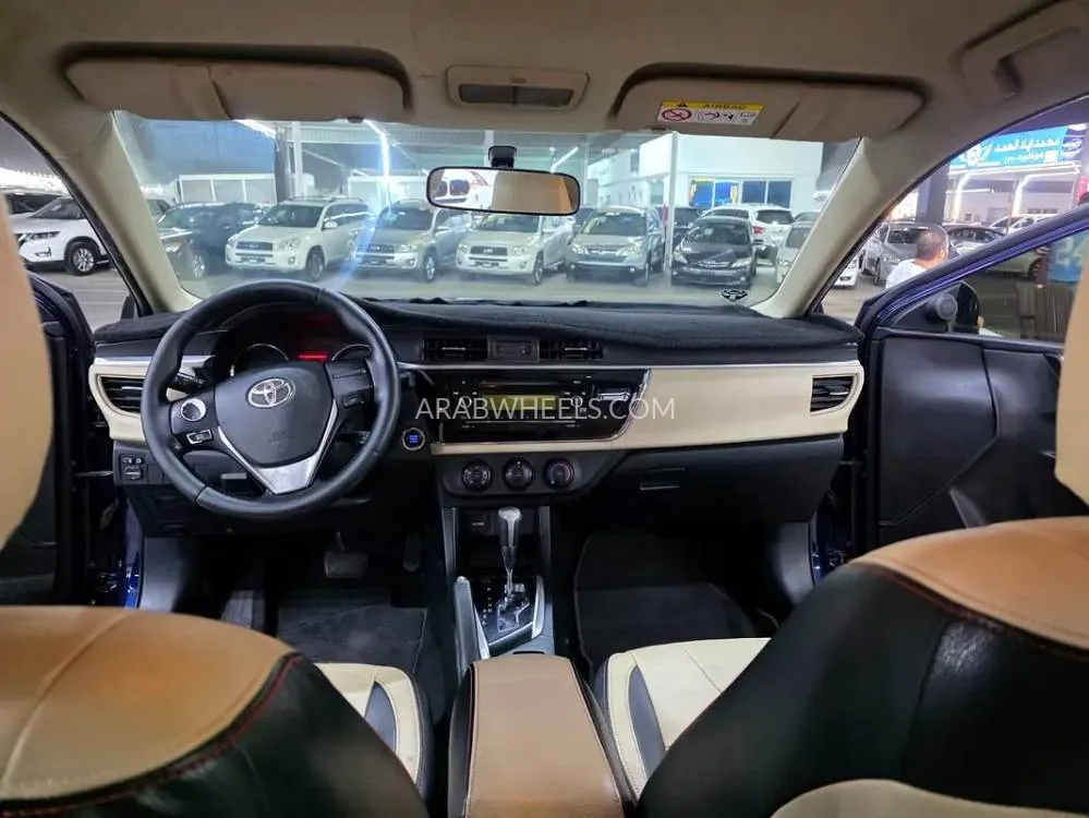 Toyota Corolla 2015 for Sale in Ajman Image-11
