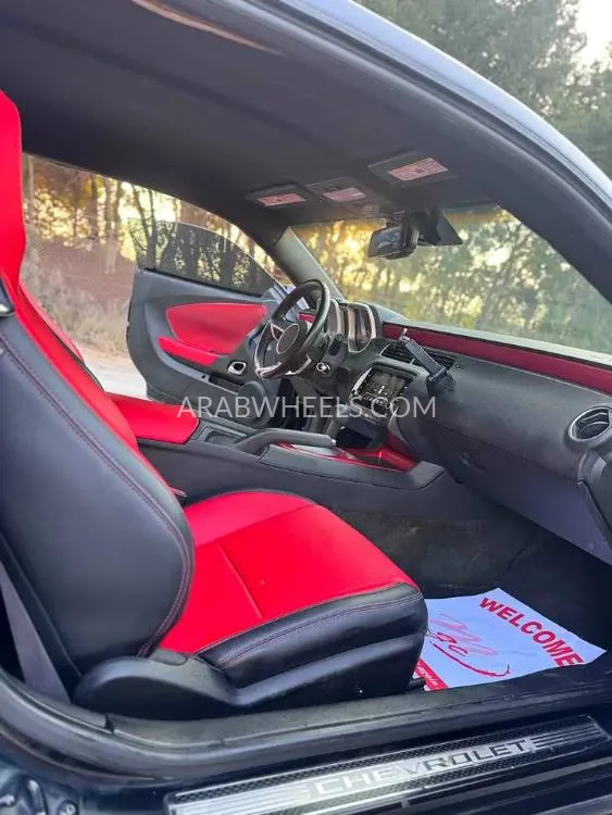 Chevrolet Camaro 2011 for Sale in Sharjah Image-5