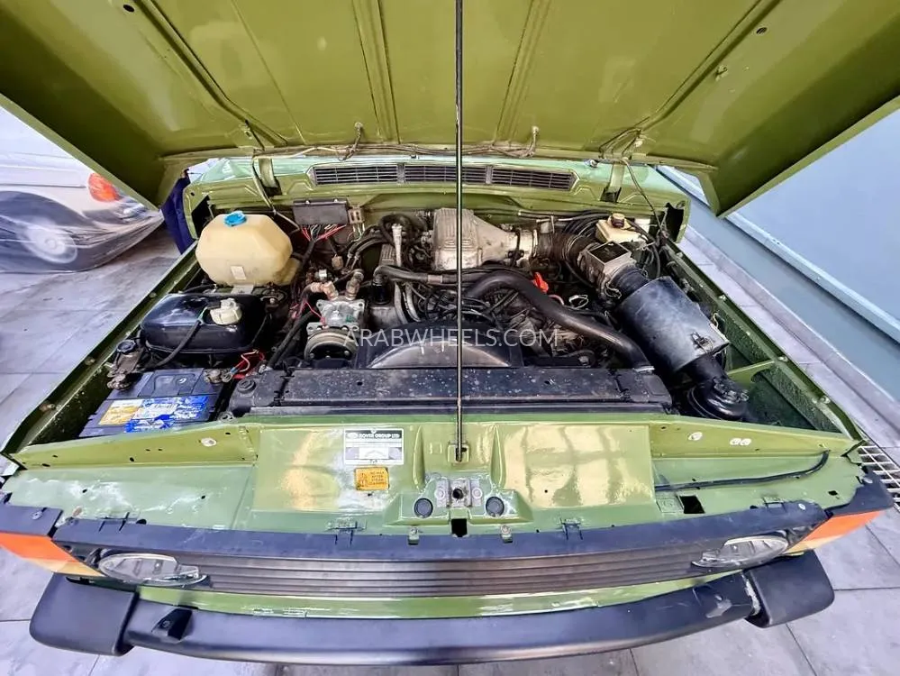 Land Rover Range Rover 1991 for Sale in Dubai Image-6