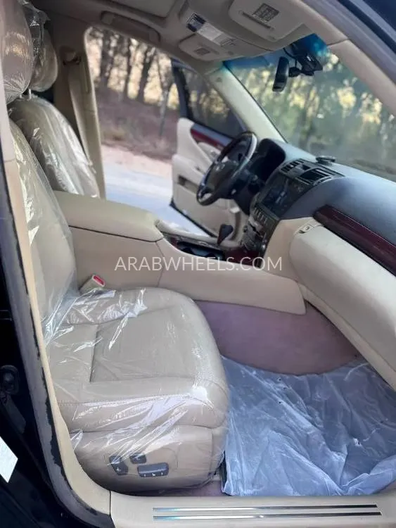 Lexus LS 2009 for Sale in Sharjah Image-2