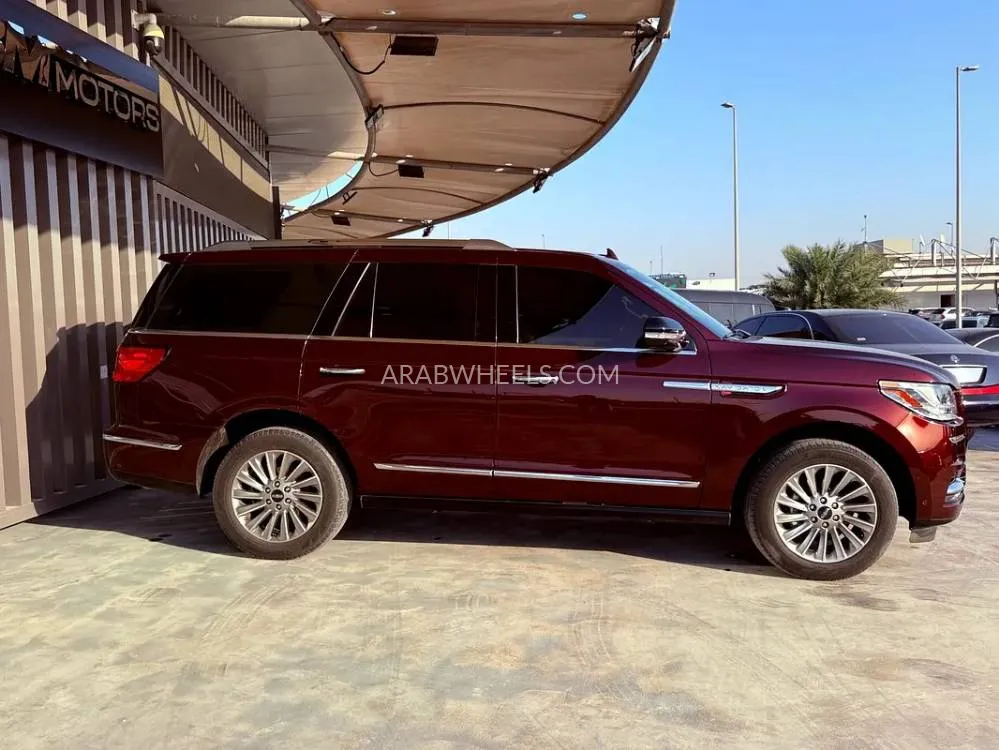 Lincoln Navigator 2021 for Sale in Dubai Image-13