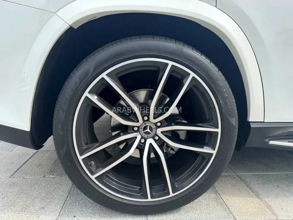 Mercedes Benz GLS 2024 for Sale in Dubai Image-16