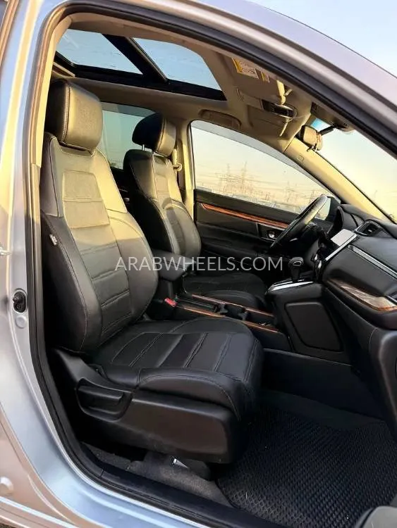Honda CR-V 2019 for Sale in Dubai Image-19