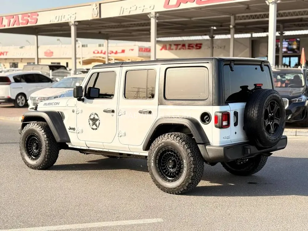 Jeep Wrangler 2022 for Sale in Dubai Image-3