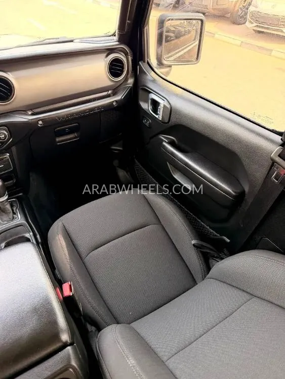 Jeep Wrangler 2023 for Sale in Dubai Image-14
