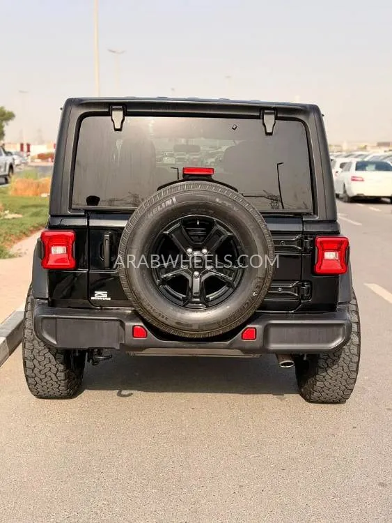 Jeep Wrangler 2023 for Sale in Dubai Image-15