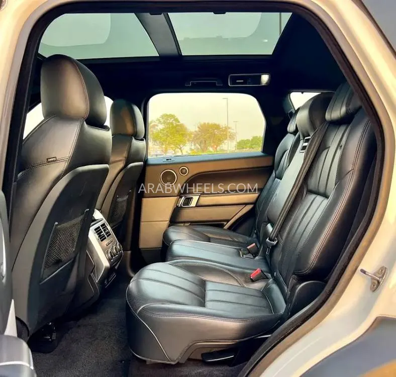 Land Rover Range Rover Sport 2016 for Sale in Dubai Image-12