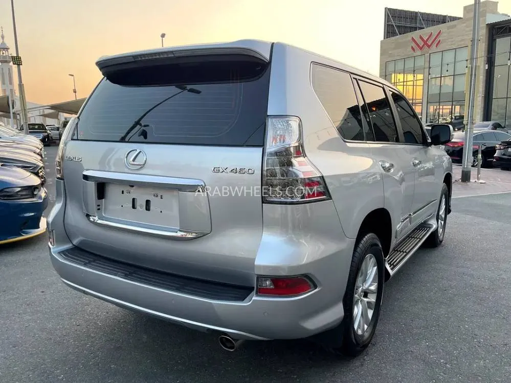 Lexus GX 2019 for Sale in Sharjah Image-13