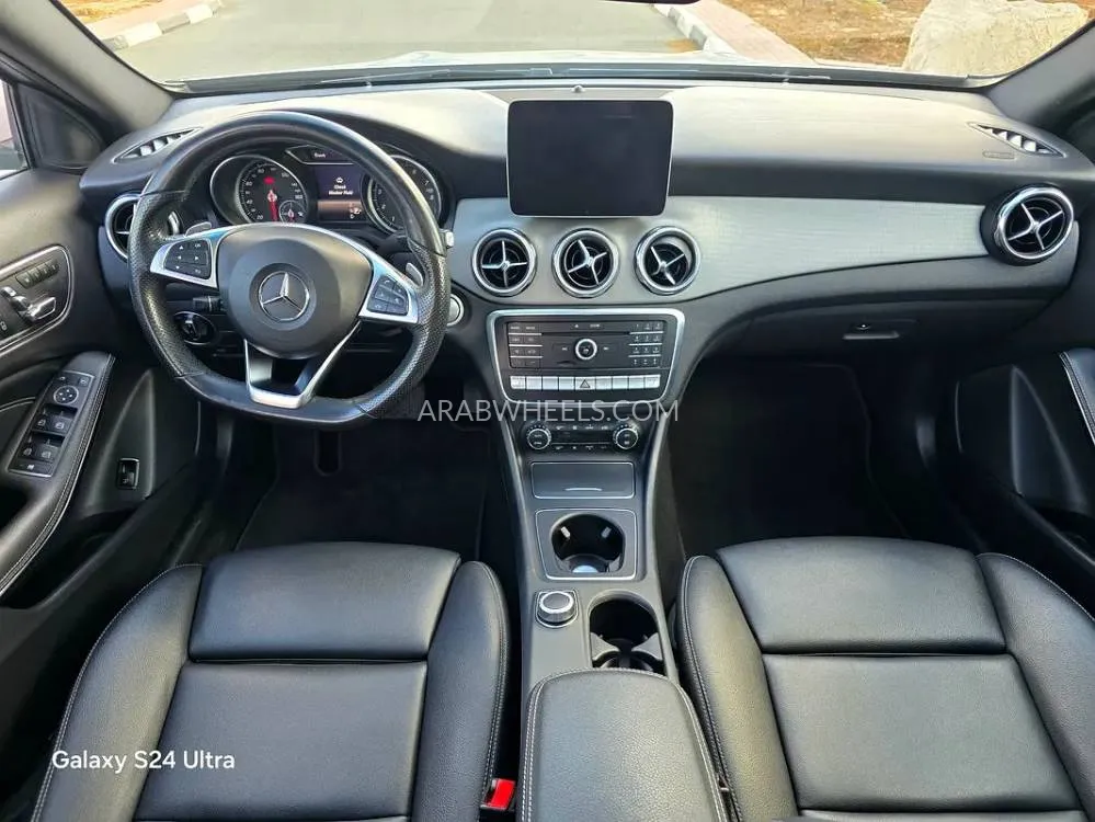مرسيدس بنز GLA 2020 for Sale in دبي Image-5