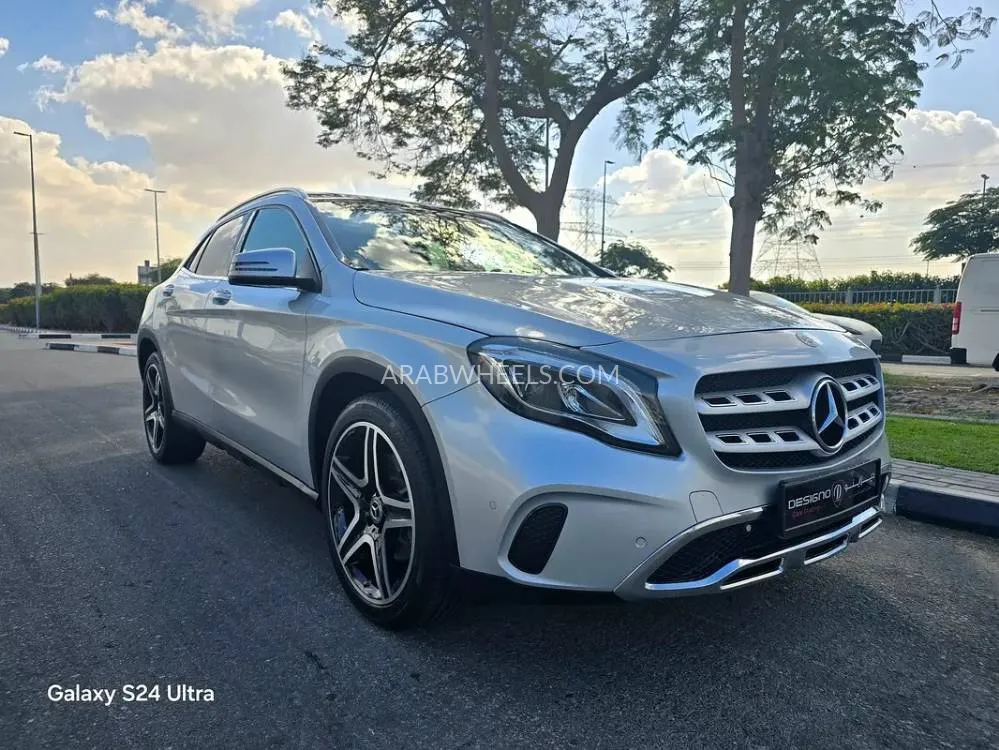 مرسيدس بنز GLA 2020 for Sale in دبي Image-7